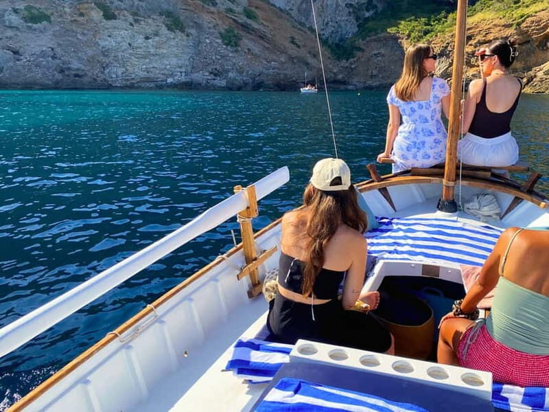 Mallorca: Alcudia: Private Boat Tour with Snorkel - A Deep Dive into the Experience