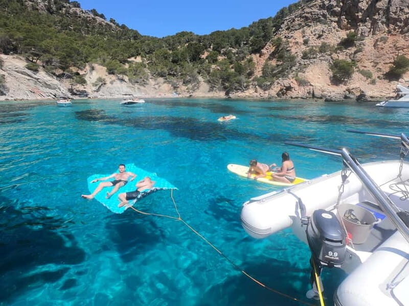Mallorca: Catamaran Boat Tour with Tapas - FAQ