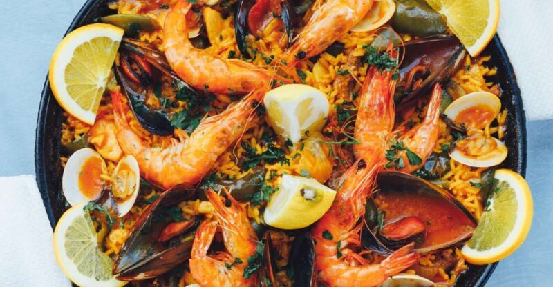 Mallorca: Dinner Experience with the Famous "Paella Man" - Key Points