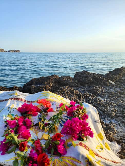 Mallorca: Golden Hour Mindful Wine Tasting & Sound Ritual - The Experience: A Deep Dive into the Beach Ritual