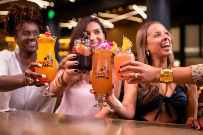 Mallorca: Hard Rock Cafe Entrance with Lunch or Dinner - FAQ