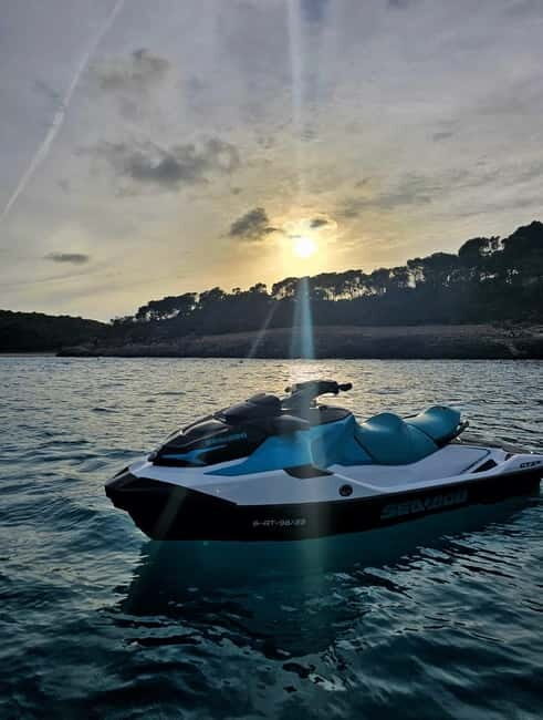 MALLORCA: JET SKI TO CALA MONDRAGÓ, CALA D'OR - The Experience: What You Can Expect