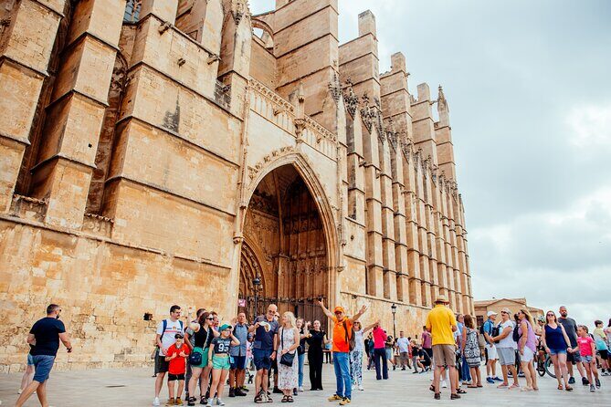 Mallorca Old Town Walking Tour with Cathedral Skip The Line Tour - Who Should Book This Tour?
