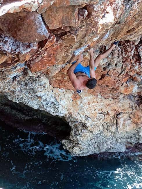 Mallorca: Psicobloc / Deep Water Soloing (DWS) - An In-Depth Look at the Mallorca Psicobloc Experience