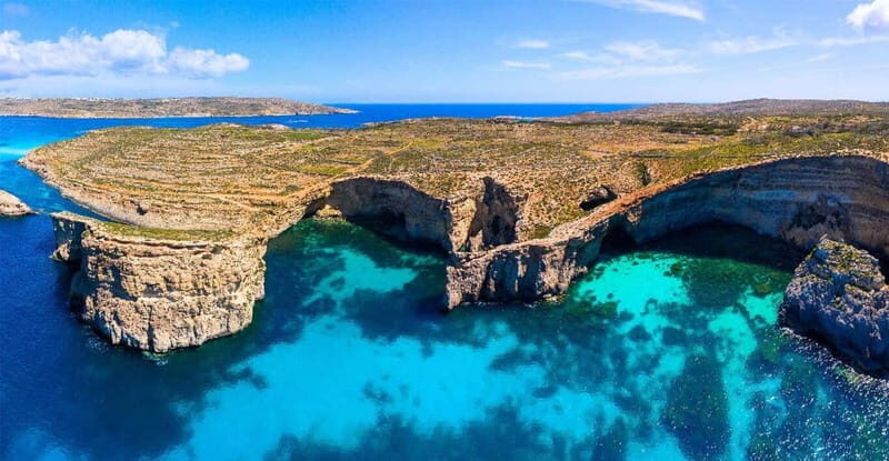 Malta: Comino+ Santa Maria Bay, Blue Lagoon + Seacaves tour - A Deep Dive into the Experience
