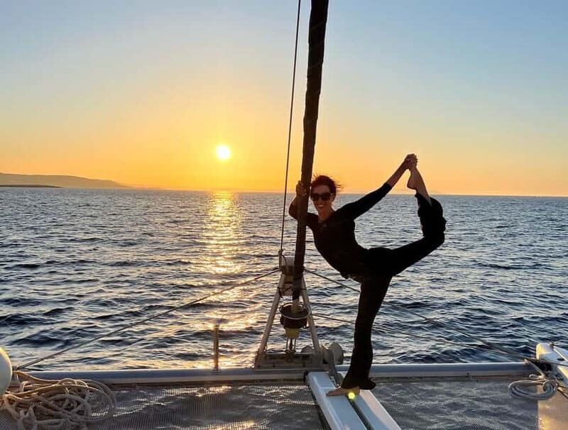 Malta: Sunset Sailing and Yoga Experience with Snacks - Key Points