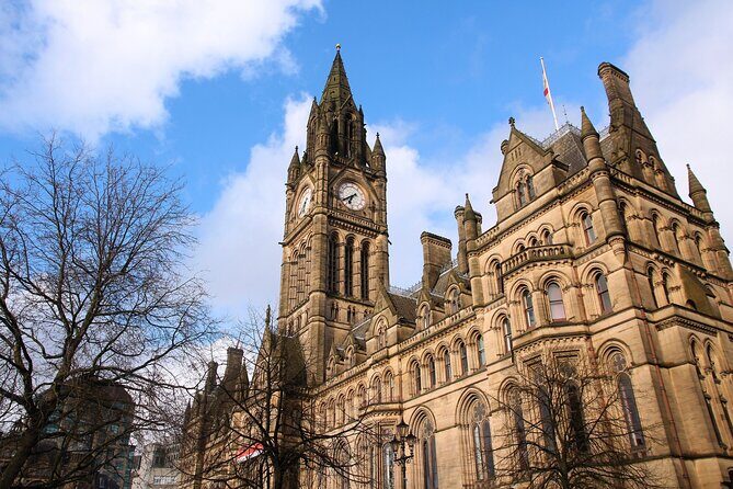 Manchester Scavenger Hunt and Highlights Self-Guided Tour - Who Will Love This Tour?