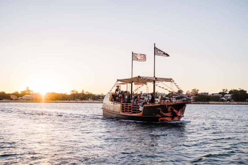 Mandurah: 1.5 Hour Sundowner Cruise - What Makes This Cruise Special?
