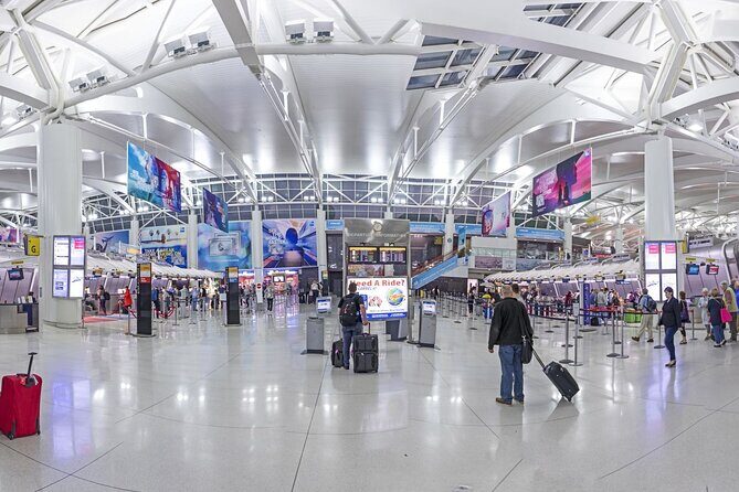 Manhattan Cruise Terminal to LGA Airport XL Mini Van - Why This Shuttle Service Stands Out