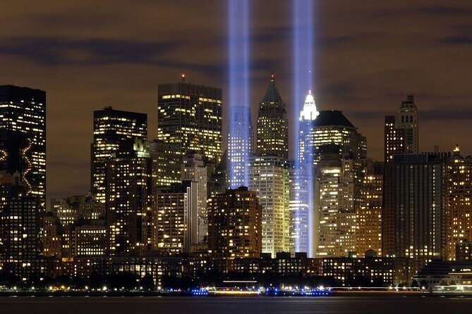 Manhattan Skyline and Statue Night Cruise - FAQ