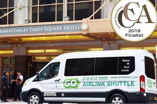 Manhattan to LGA: One Way Shared Departure Transfer - Key Points