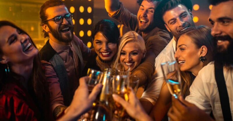 Mannheim: Group - Pub Crawl with Free Shots and VIP entry - Mannheim: Group - Pub Crawl with Free Shots and VIP entry – A Practical Night Out Experience