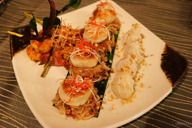 Manohra 5 Star Luxurious Dinner Cruise in Bangkok - FAQs