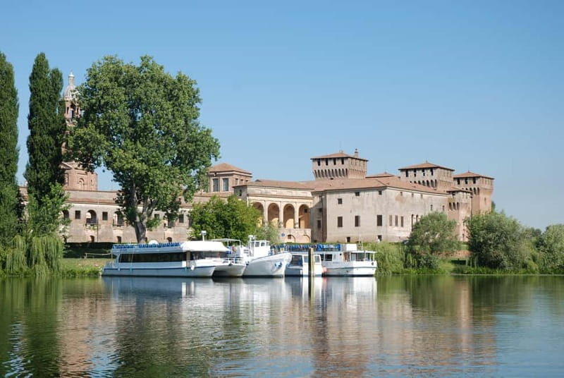 Mantua: Guided Panoramic Boat Tour "City, Lakes, and Natural Park" - An In-Depth Look at the Experience
