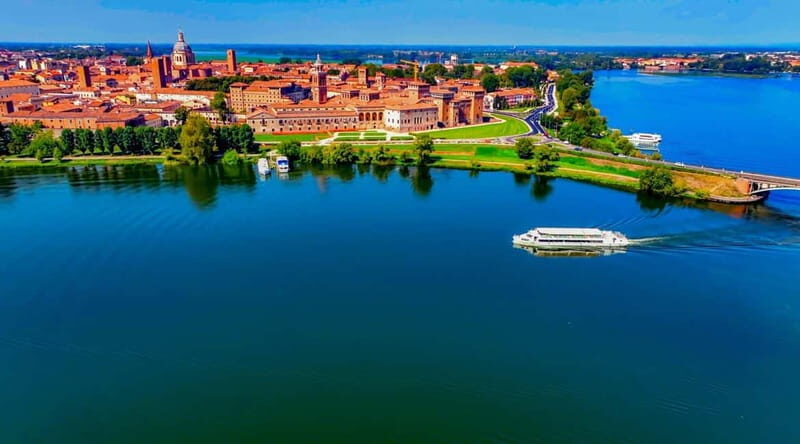 Mantua: Panoramic Cruise with Guide, Natural Oasis and Water Elevator - Setting Off from Mantua