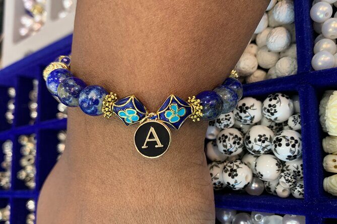 Manufacturing of Customizable Bracelets in Paris - Meeting and Practical Details