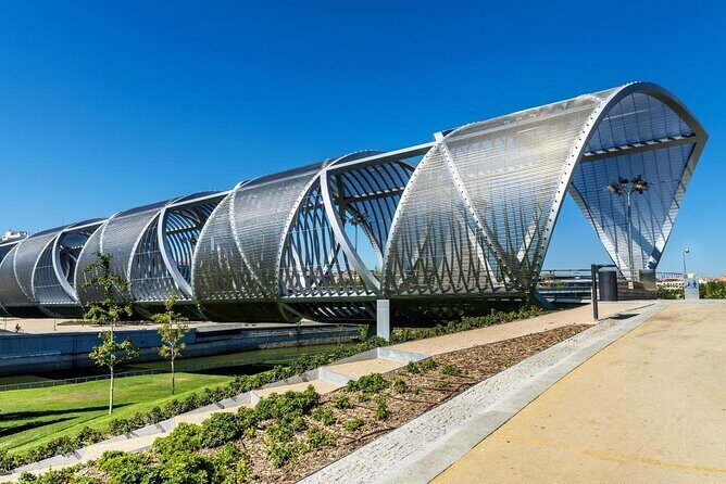 Manzanares Rivers Story: A Self-Guided Audio Tour in Madrid - Key Points