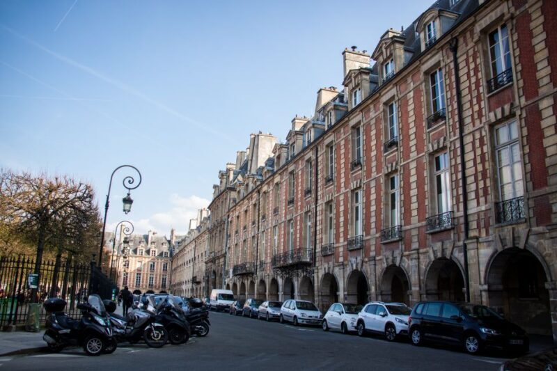 Marais Walking Tour: Lifestyle in Paris - The Bottom Line