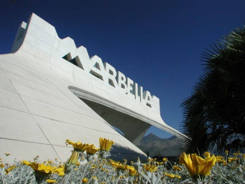 Marbella, Mijas and Puerto Banús Full-Day Sightseeing Tour - Practical Tips for Travelers