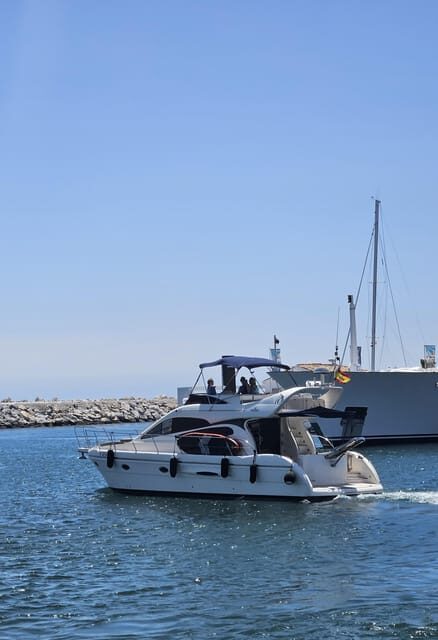 Marbella: Private Cruise in Yacht - Key Points