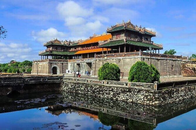 Marble Mountains and Ba Na Hills (Golden Bridge) full day tour - FAQs
