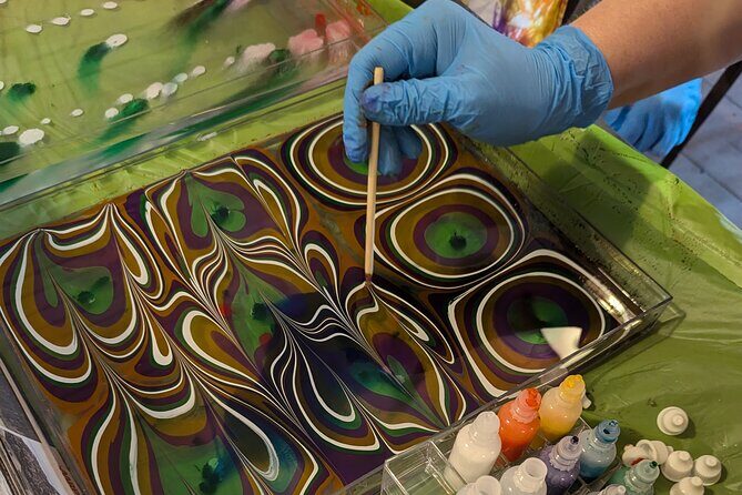 Marbled Silk Scarf, Trucker Hat, Sketchbook or 4 Pieces of Paper - Who Is This Experience Best For?