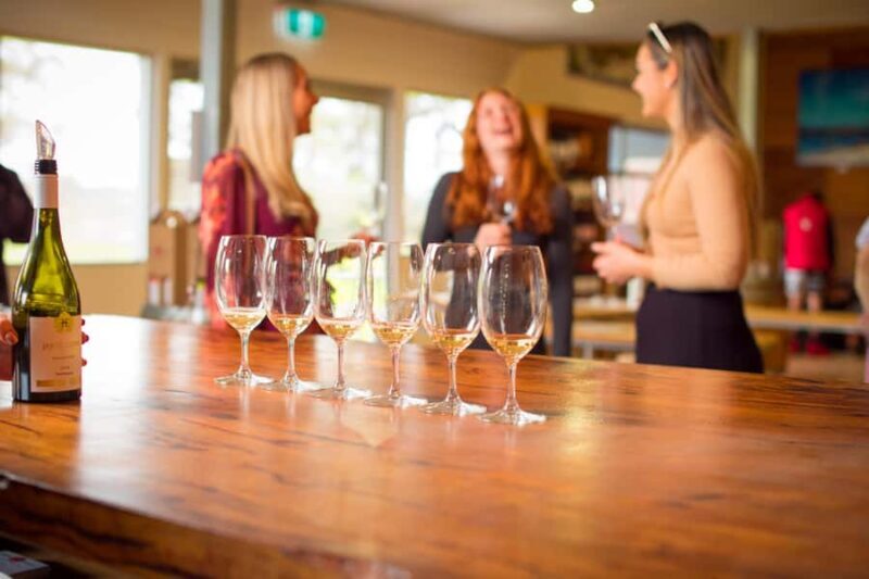 Margaret River: Winery Tour with Lunch and Brewery Visit - Logistics and Practicalities