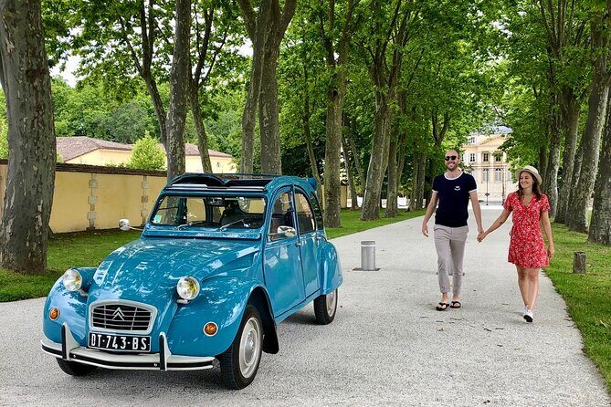 Margaux & the Medoc private wine tour in a classic Citroën car - The Allure of a Vintage Citroën