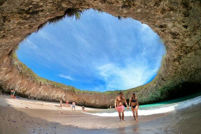 Marietas Islands Snorkeling Adventure with Open Bar and Lunch - Key Points