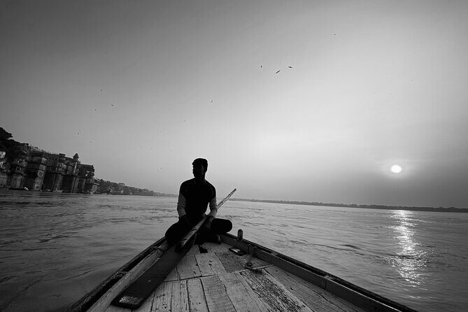 Marigold Boat Tour in Varanasi - Exploring the Varanasi Waterway: What to Expect