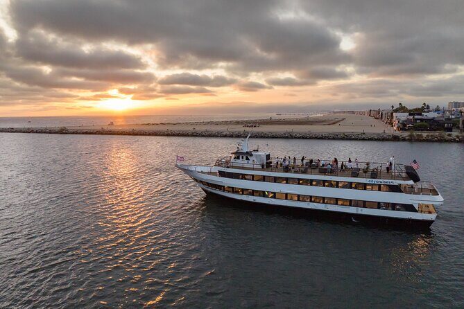 Marina del Rey Christmas Day Buffet Brunch Cruise - An In-Depth Look at the Marina del Rey Christmas Day Buffet Brunch Cruise