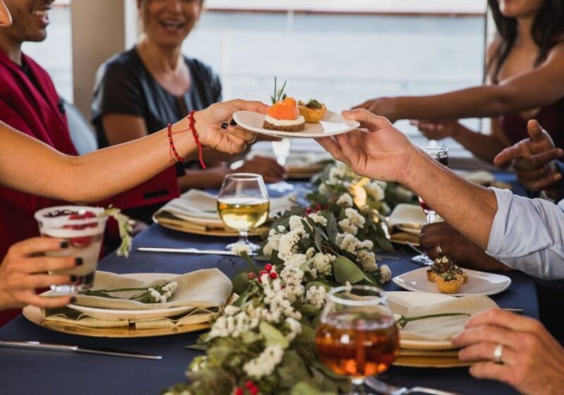 Marina Del Rey: Christmas Day Buffet Brunch or Dinner Cruise - Authentic Experiences and Guest Insights