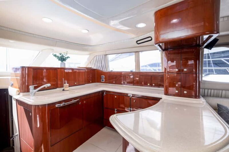 Marina Del Rey Yacht Charter Sea Ray - Key Points