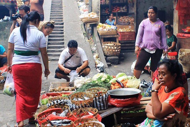 Market Tour & Authentic Balinese Cooking Class in Ubud with Putu - Key Points