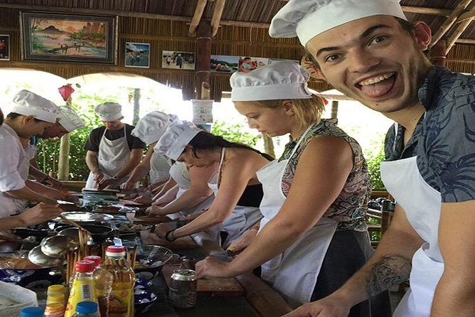 Market Tour , Basket Boat and Cooking Class Hoi An - Who Will Love This Tour?