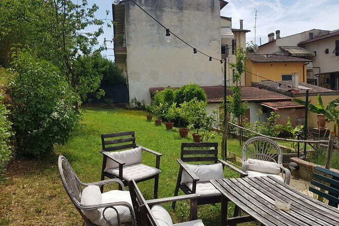 Market Tour & Traditional Tuscan cooking class in a garden - Frequently Asked Questions