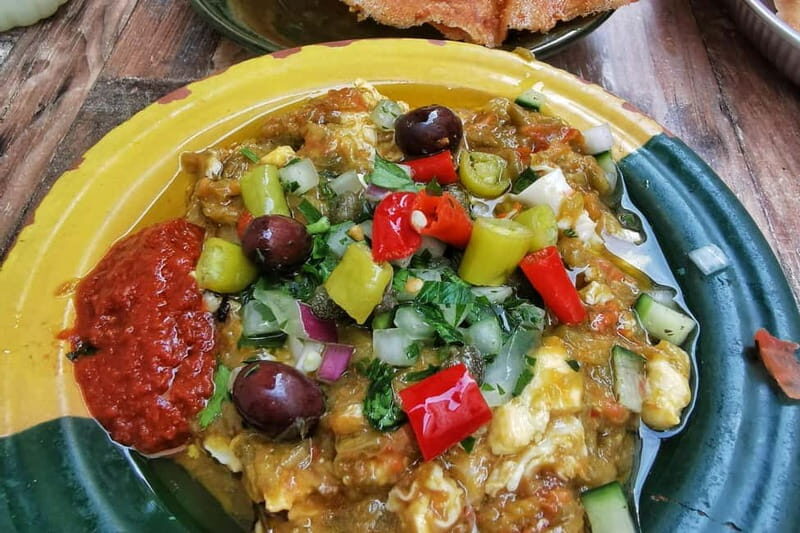 Marseille: No-Diet Club Local Food Tasting and Walking Tour - Key Points