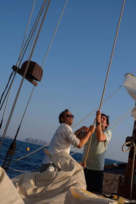 Marseille: sailing cruise to the Château d'If and the Frioul calanques - Exploring Marseille from the Sea