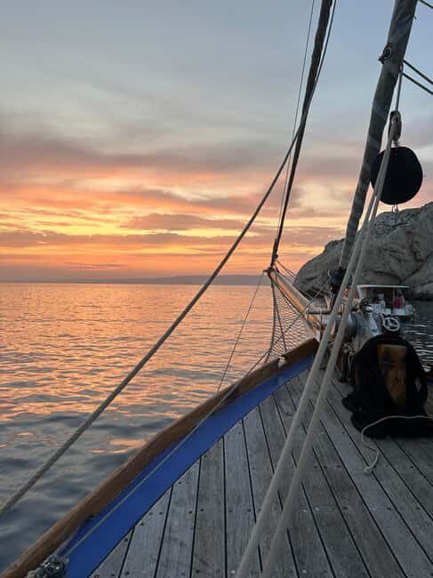 Marseille: sunset on a sailboat, buffet, and Provence wine - What Reviewers Say