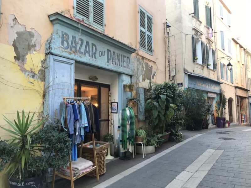 Marseille : The Old Port and "le Panier" - Key Points