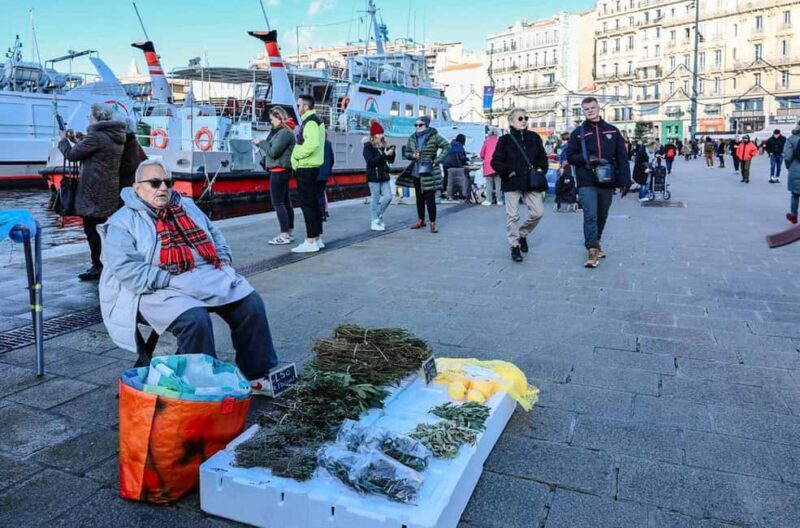 Marseilles Festive Spirit: A Christmas Walking Tour - A Closer Look at the Tour Experience
