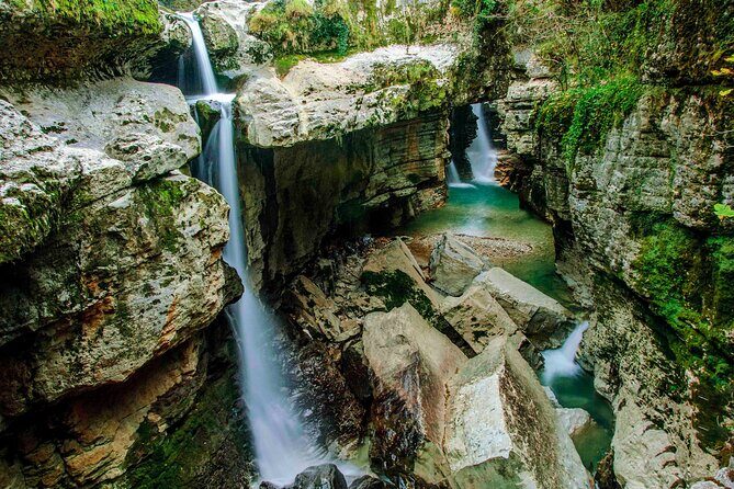 Martvili Canyon, Prometheus Cave And Hot Springs From Batumi - Key Points