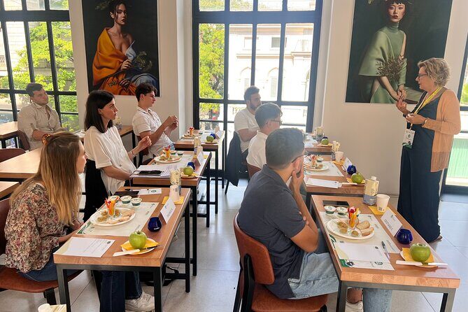 Masterclass Extra Virgin Olive Oil and Table Olives in Rome - Key Points