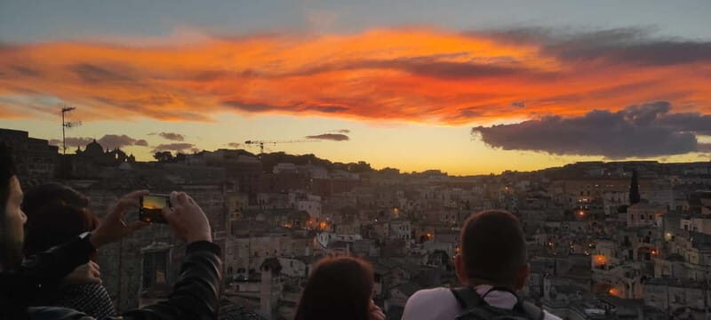 Matera by Night lingua italiana.Casa Grotta e Chiesa incluse - What to Expect from the Matera by Night Tour