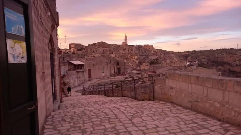 Matera by Night lingua italiana.Casa Grotta e Chiesa incluse - The Value of the Experience