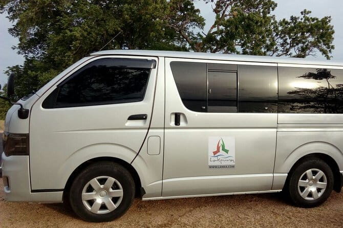 Mattala Airport (HRI) to Batticaloa Airport (BTC) City Private Transfer - Key Points