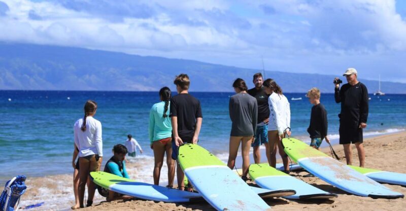 Maui: Group Surf Lesson - An In-Depth Look at the Maui Group Surf Lesson