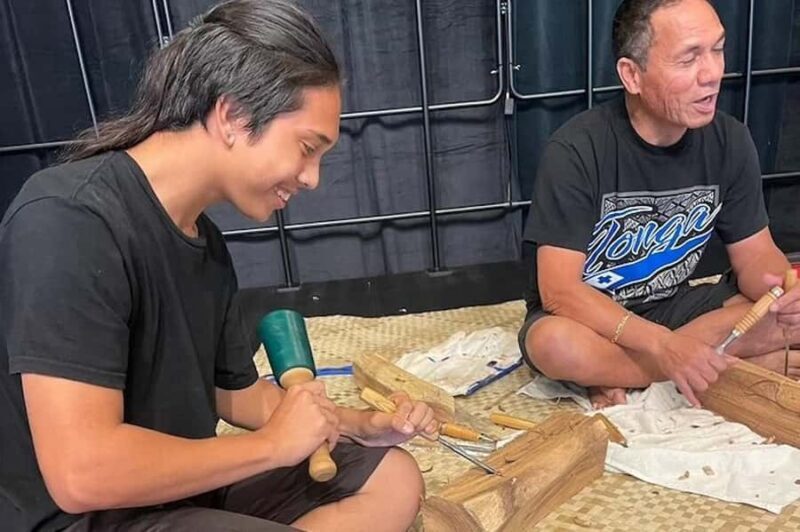 Maui: Polynesian Wood Carving Demo - Who Should Not Miss This?