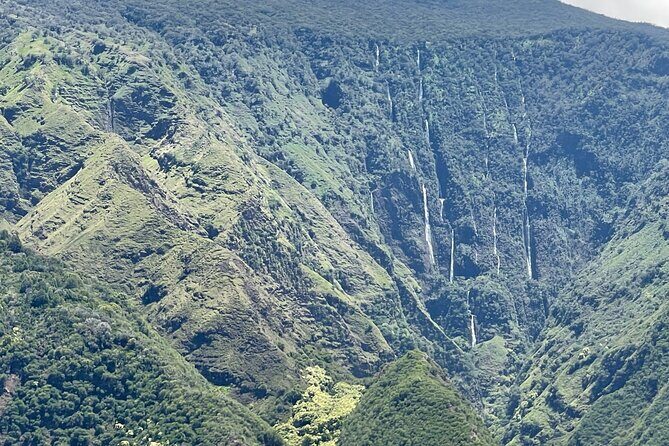 Maui-PRIVATE-Air Tour: SKY-ROAD to HANA: Lava Flows, Waterfalls! - FAQs