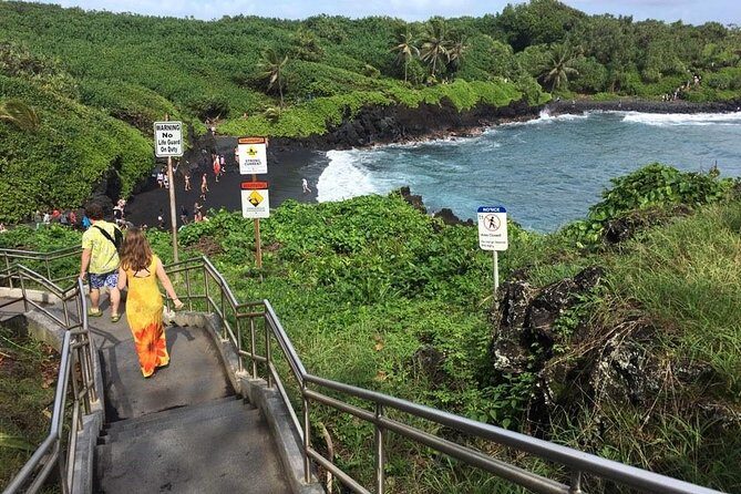 Maui Tour : Road to Hana Day Trip from Lahaina with Pick-up - FAQs